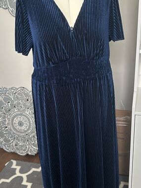 Elegant Navy Blue Velvet Maxi Dress - Classic Women's Dress